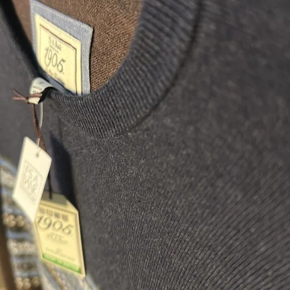 Jos A Bank 1905 Slim Fit Sweater - Picture 2 of 3
